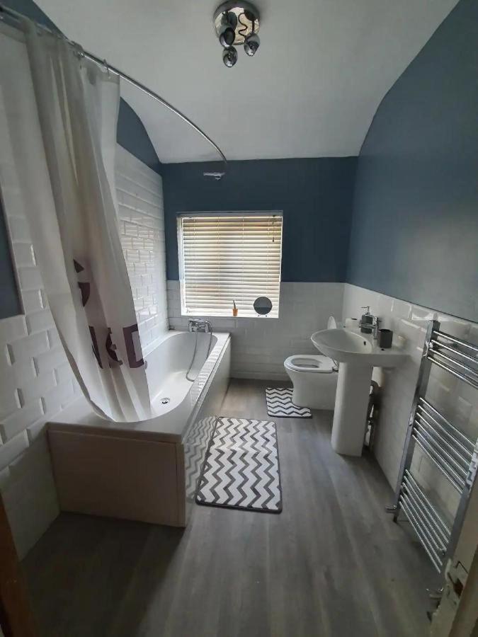 Double Bedroom 96Glc Greater Manchester Middleton  Esterno foto